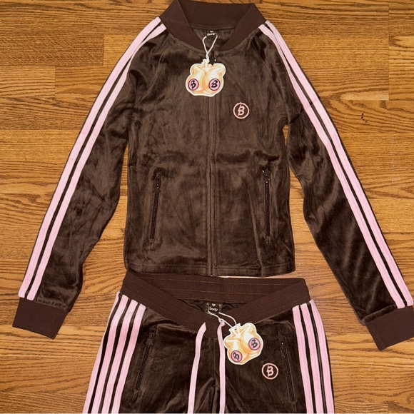 BODY BY RAVEN VELOUR TRACKSUIT BROWN/PINK - Picture 2 of 6